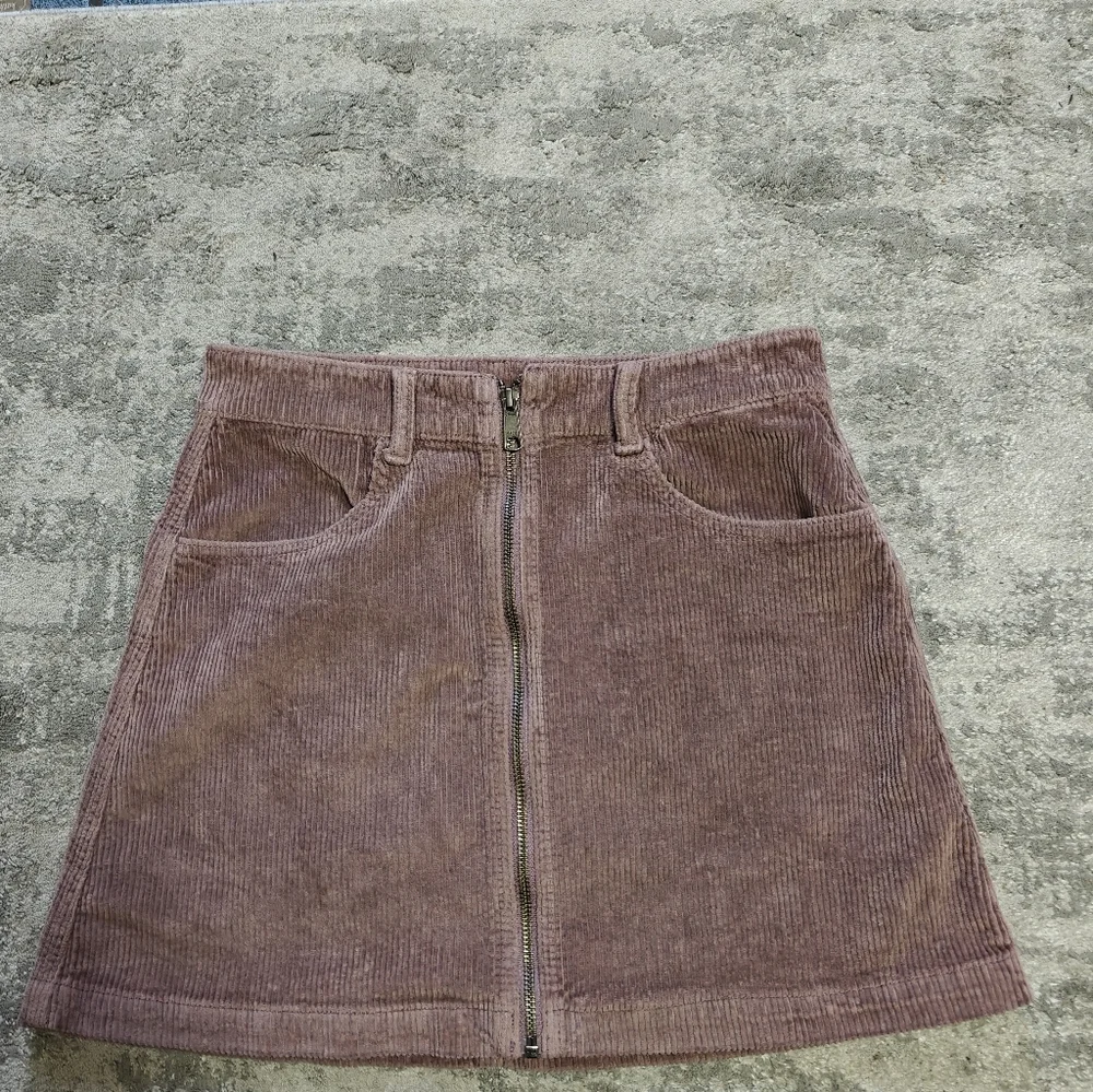 American Eagle Women's A-Line  Super Stretch Corduroy Mini Skirt size 6